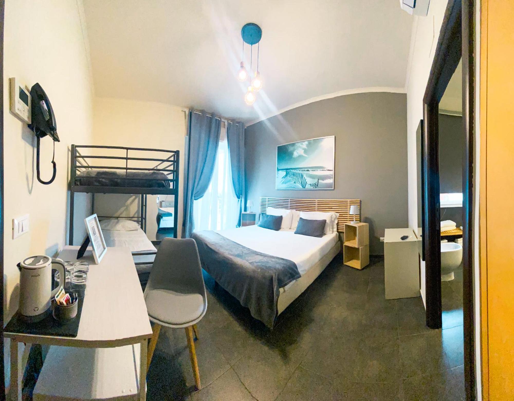 Hotel Ristorante Centosedici تيراتشينا المظهر الخارجي الصورة